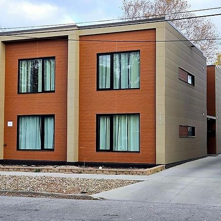 Kcm Mikros Smart Apartments 7 클리블랜드 외부 사진
