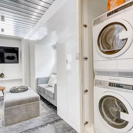 Kcm Mikros Smart Apartments 7 클리블랜드 외부 사진